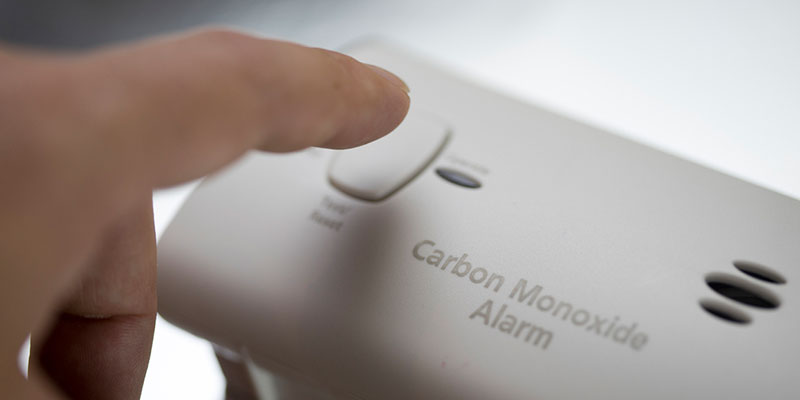 testing carbon monoxide detectors at home